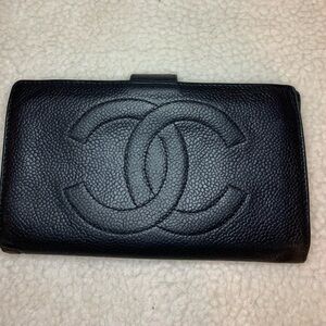 CHANEL Textured Black Leather Wallet